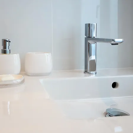 Champs-Elysees Executive Apartment * Paris