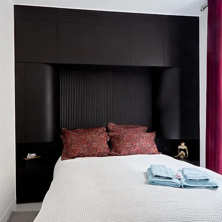 Apartment Champs-Elysees Executive Apartment