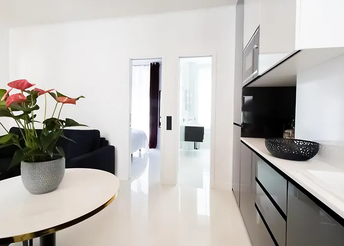 Champs-elysees Executive