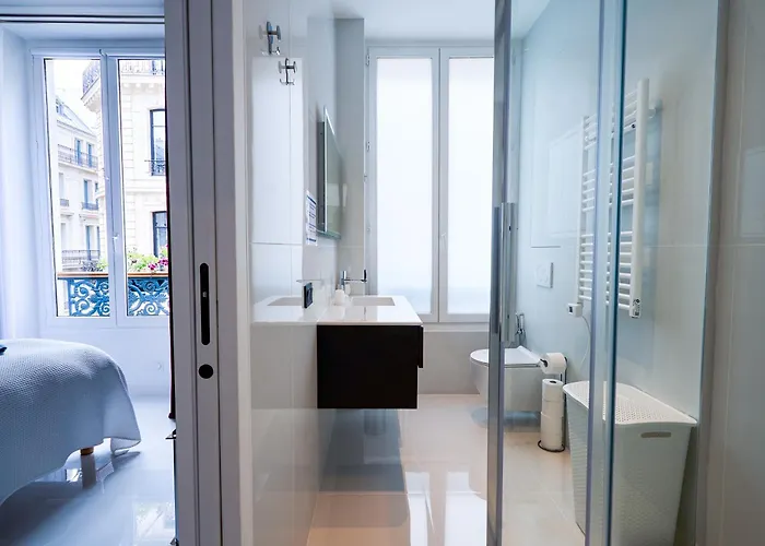 Champs-elysees Executive