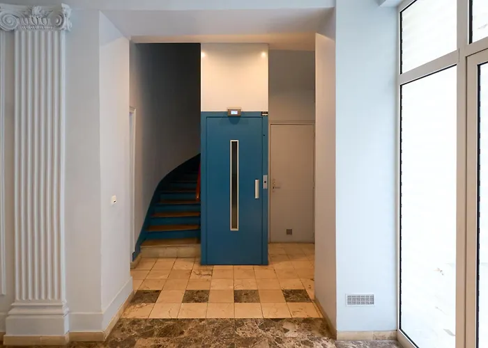 Champs-elysees Executive * Paryż